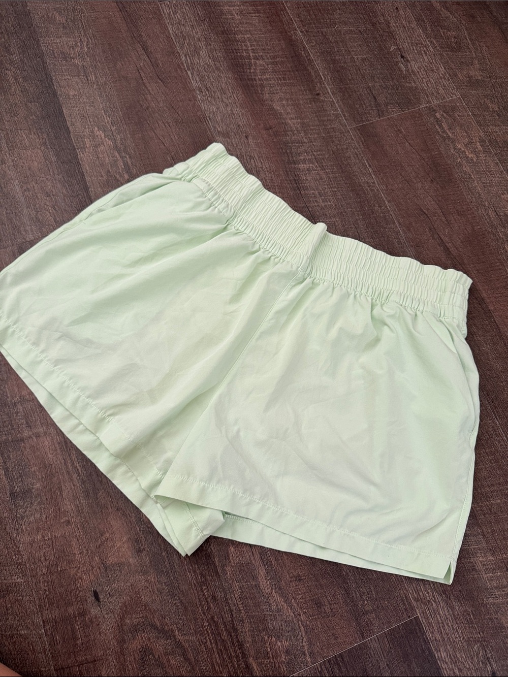 Athleta Highrise Weekender Light Mint Athletic Shorts with Elastic Waist
